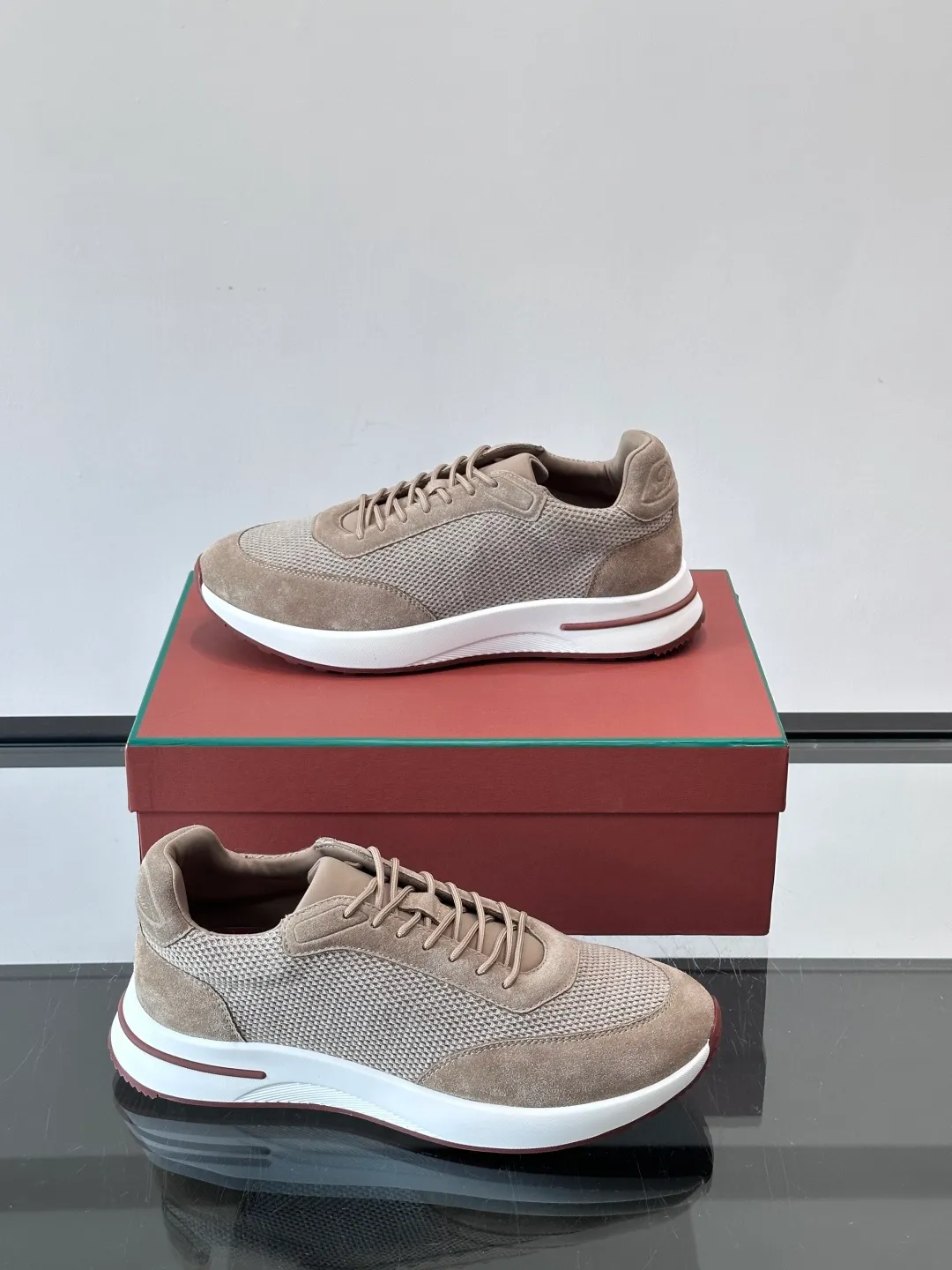 Men's men's shoes 💰p580 "Loro men's shoes 💰pian＊" Week End Walk series sports shoes, using exclusive raw materials, mesh upper + suede stitching, breathable and comfortable, rubber soles with strong grip, suitable for commuting and casual outings. Low-key high-end gray tone, versatile suit or casual wear, size: 39-44 (customized at 38.45.46)